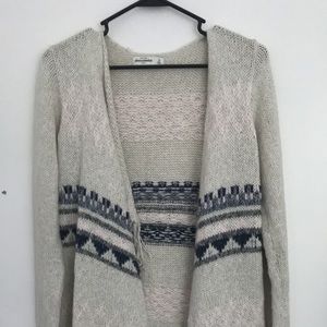 Abercrombie Kids Sweater(can fit adult small)